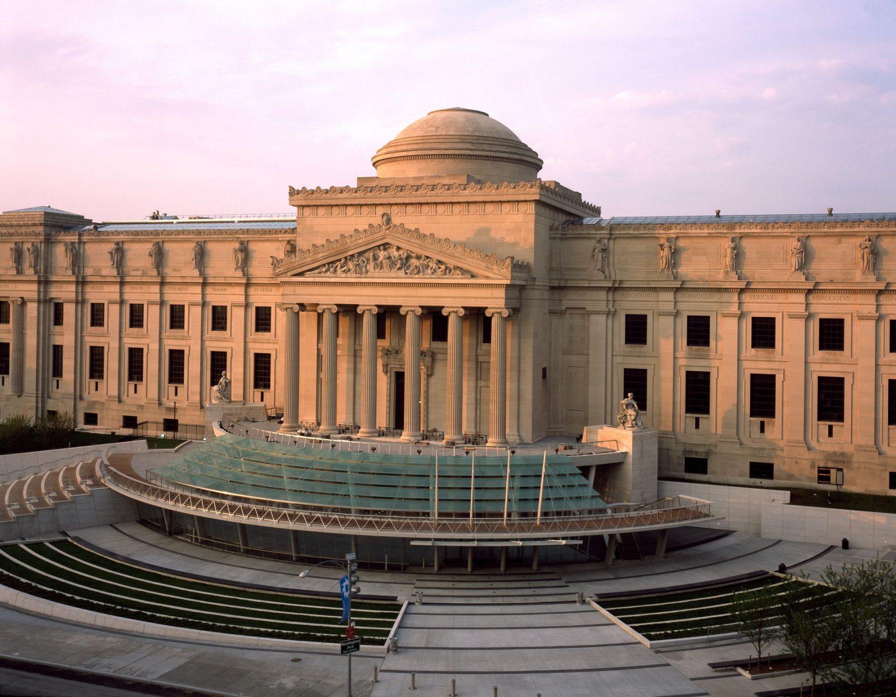 Visiting Brooklyn Museum with Kids