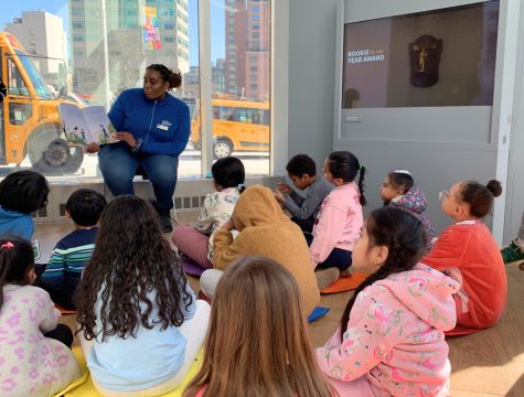 Robinson's Readers: Story Time and Craft