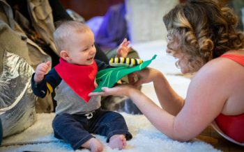 Flutter: A Discovery Play for Babies, Ages 6-18months