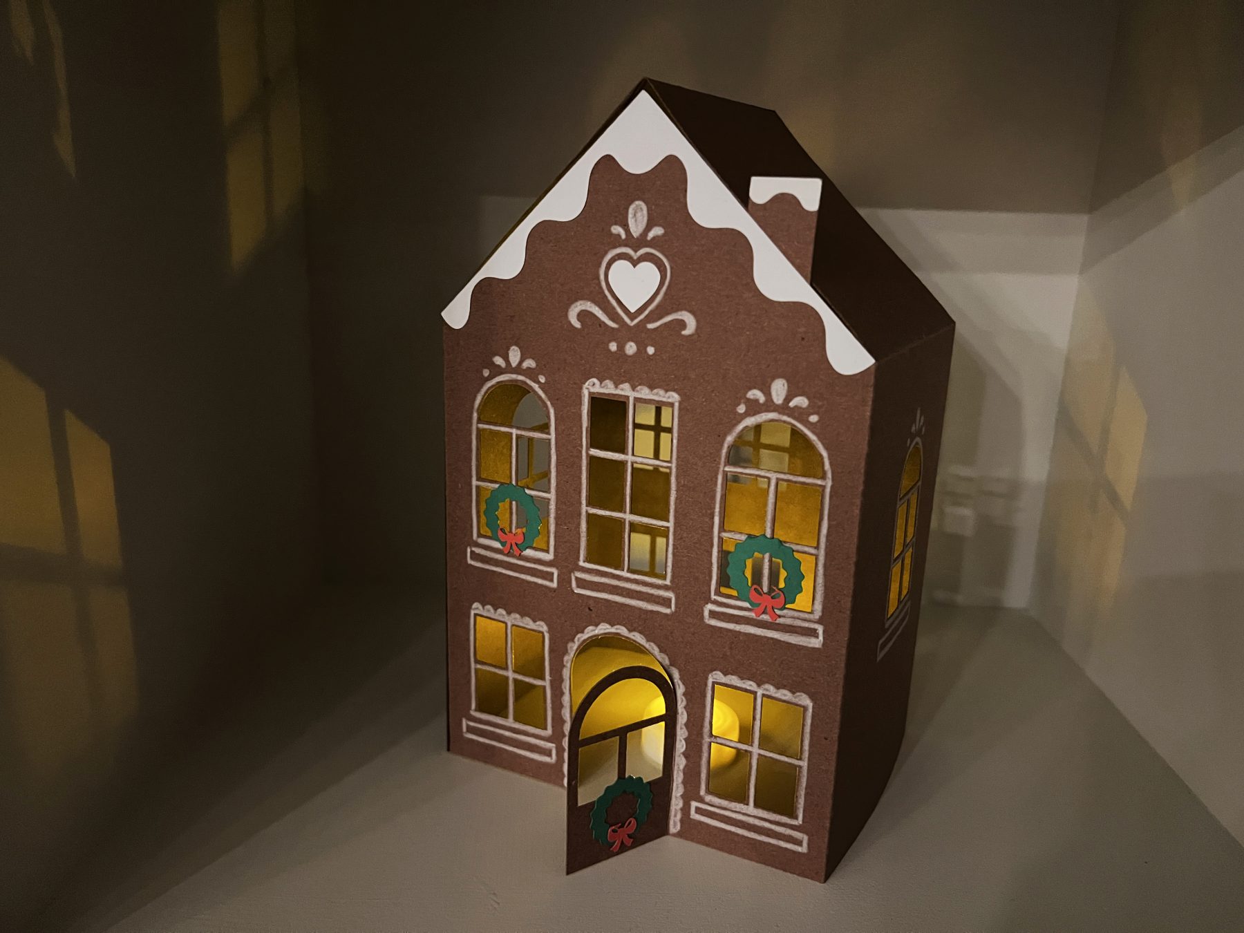 Family Workshop: Gingerbread House Paper Lantern Decorating with Kate Sigrist