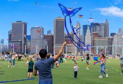 Museum on Wheels: Kite Festival at Brooklyn Bridge Park