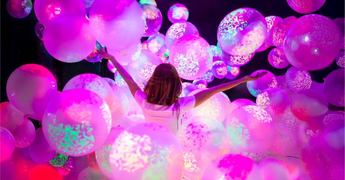 New Balloon Museum Opens Permanent NYC Home at the Seaport