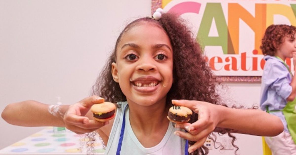 Cricket's Candy Creations At i Candy NYC!