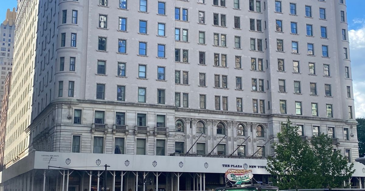 NYC's Iconic Plaza Hotel to Close for Four Years – Visit This Christmas Before It Closes!